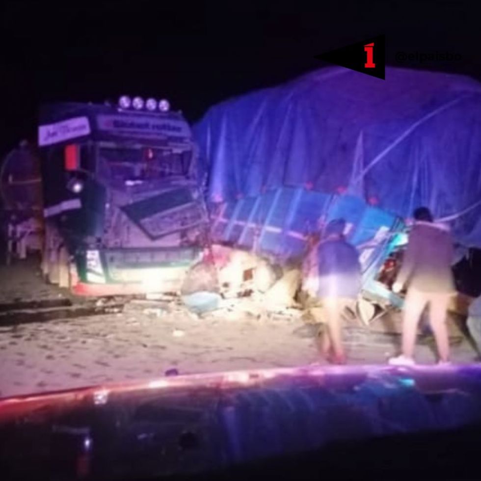 Reportan dos heridos en colisión entre camión y cisterna en la ruta al Chaco