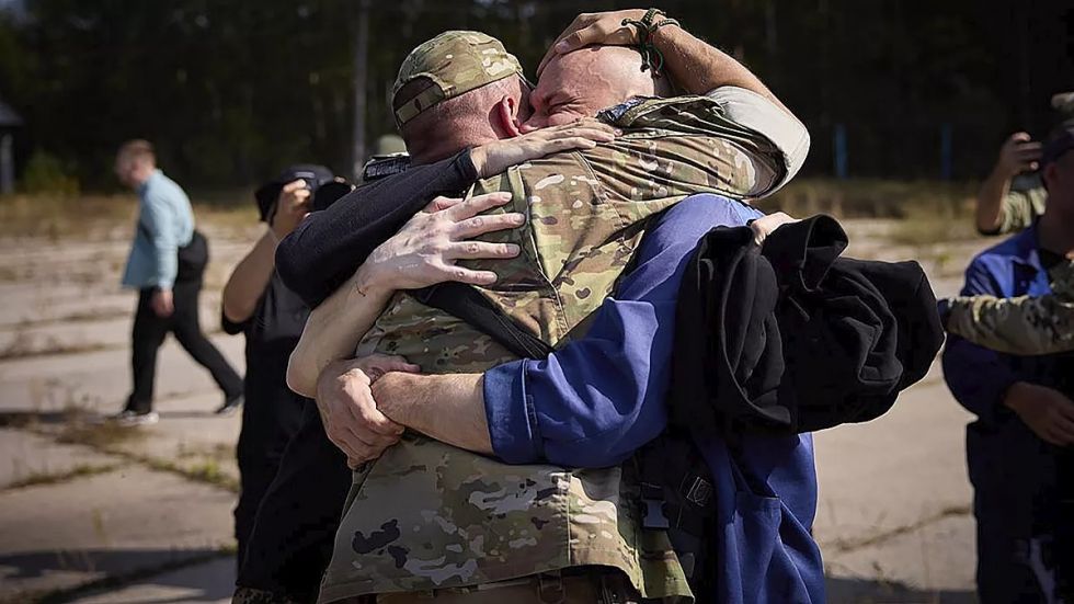 Rusia y Ucrania intercambian de prisioneros de guerra