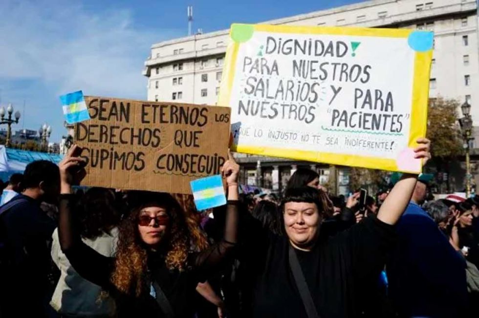 Argentina: Protestan contra el ajuste de Milei