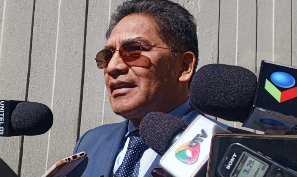 Silva: la carne del pollo debería bajar a Bs 18,50 el kilo