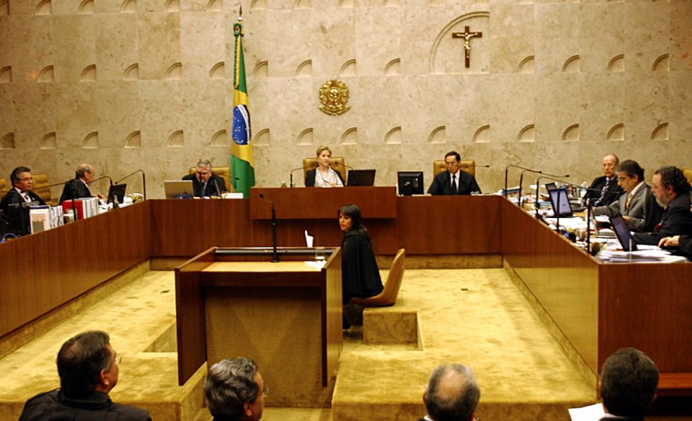 Brasil: STF amplía responsabilidad de redes sociales