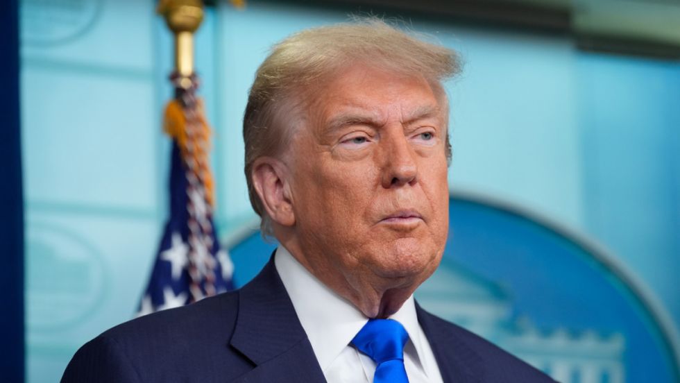 Trump levanta sanciones impuestas a Siria