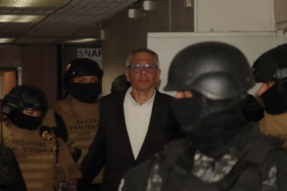 Condenan a 13 años de cárcel a Glas