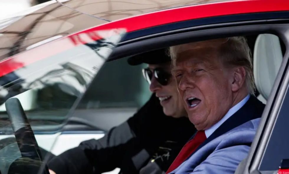 Trump amenaza a Musk con recortarle los subsidios