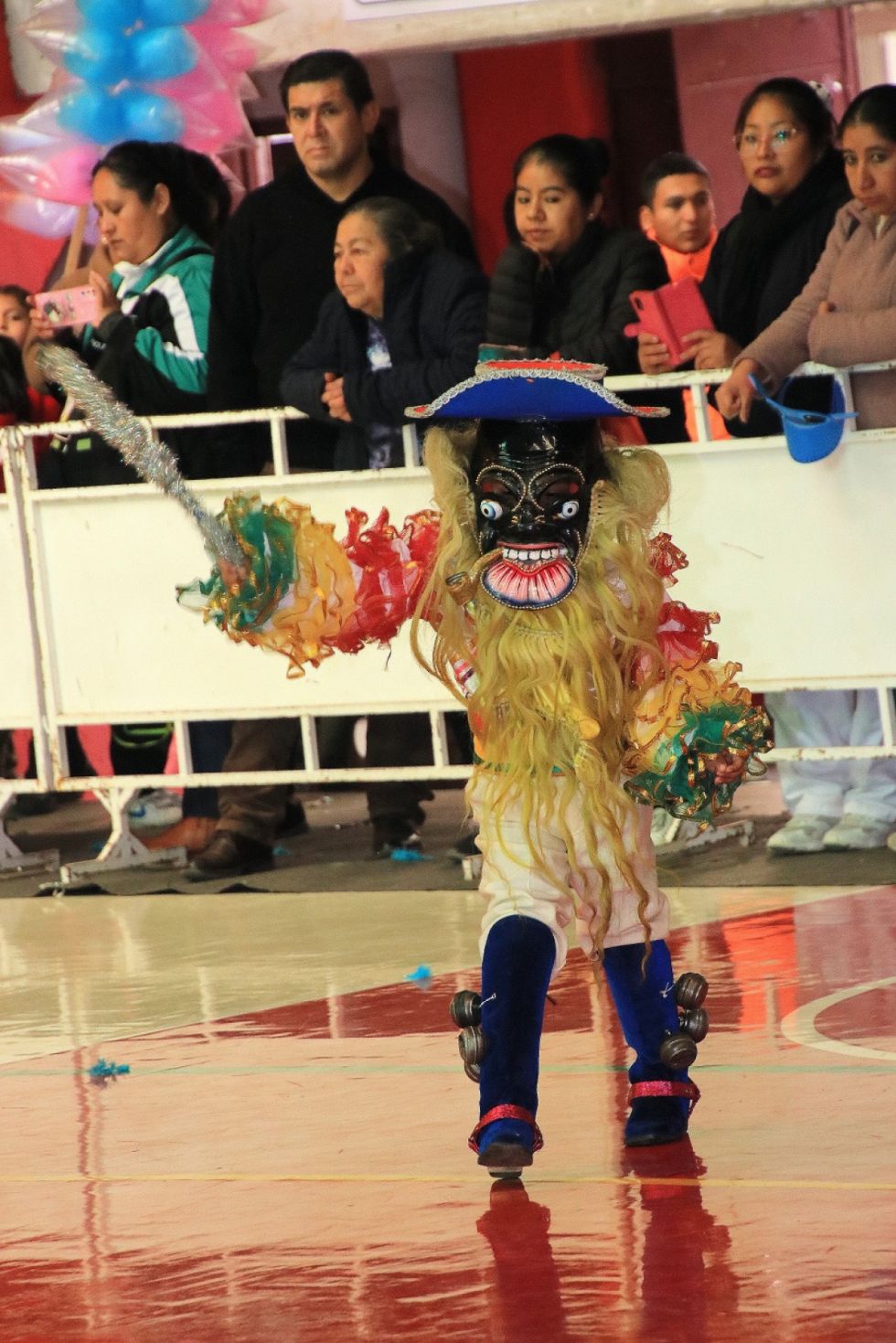 Color, ritmo y ternura: los más chiquitos tomaron el coliseo