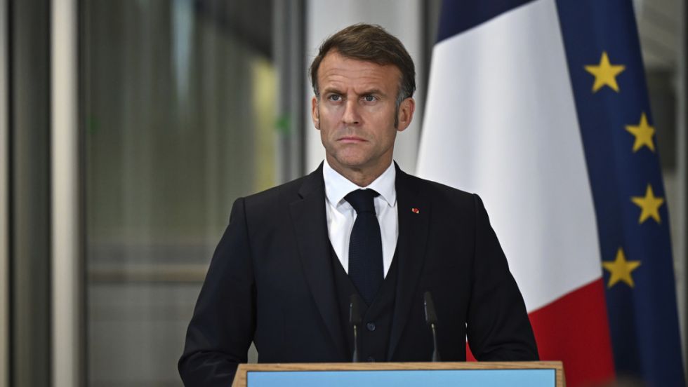 Macron se prepara para "un gran conflicto" en Europa
