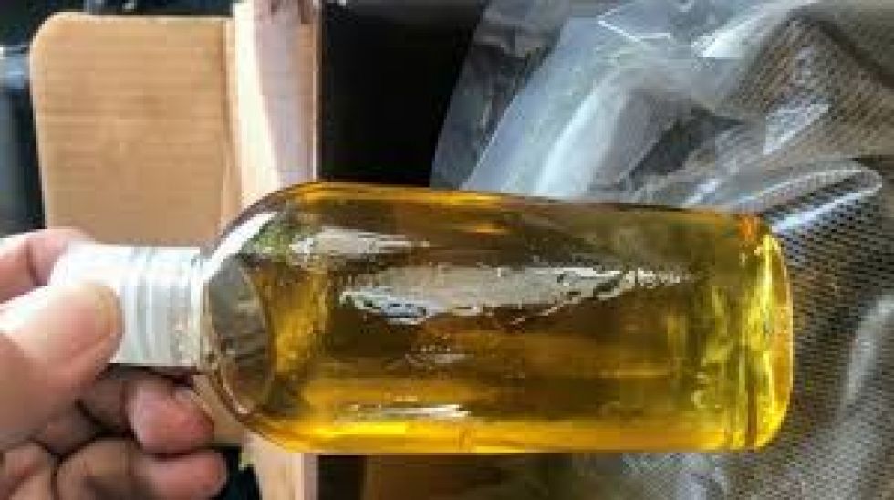 Villa Montes: Hallan 290 litros de droga líquida en un camión, hay 3 detenidos 