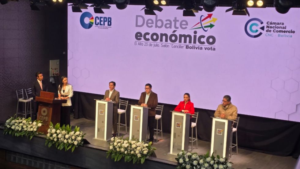 Cambios en normas laborales y tributarias, PYMES y subsidios marcan primera parte del Debate Económico de la CEPB
