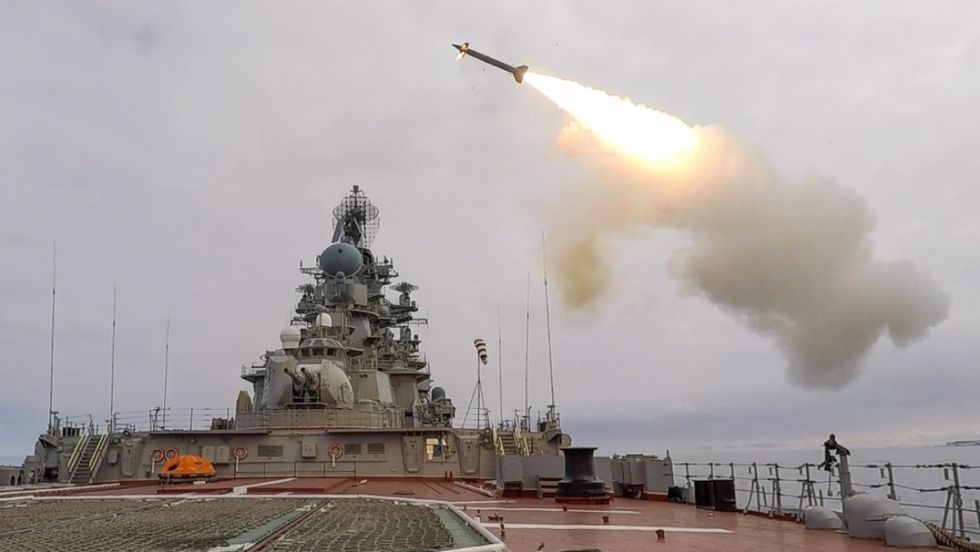 Rusia revela sus blancos militares clave en Ucrania esta semana