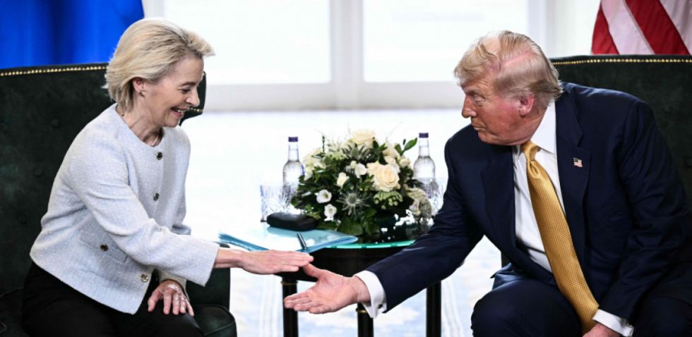 Trump se sale con la suya y la UE pagará aranceles del 15% por exportar bienes a EE.UU.