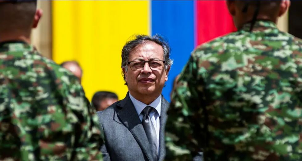 Petro desconoce soberanía peruana de Santa Rosa, Boluarte la reafirma