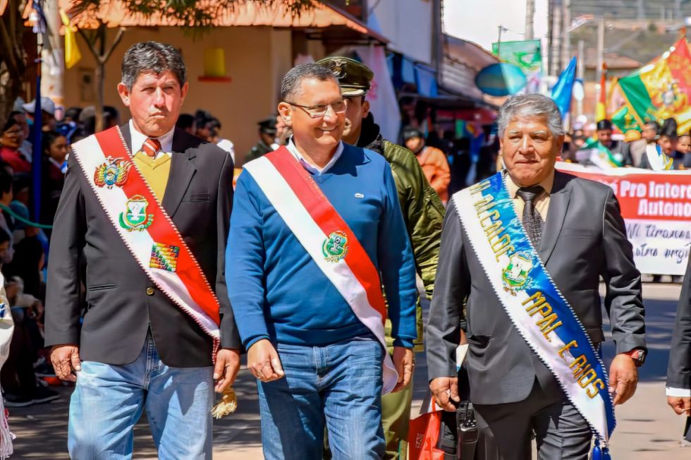 Montes entrega  personerías  en Entre Ríos
