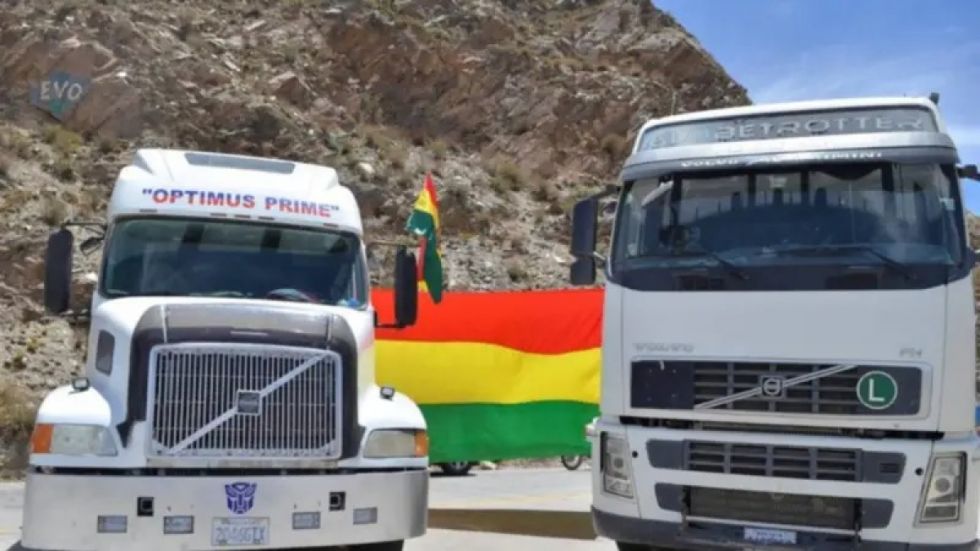 Transporte pesado advierte con no pagar peajes e impuestos por falta de diésel