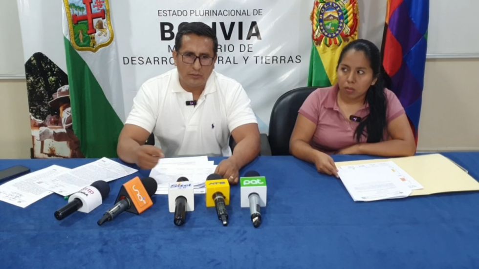Investigan tres contratos de la empresa B-Agro