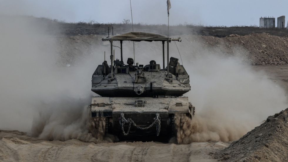 Tanques israelíes entran en la ciudad de Gaza