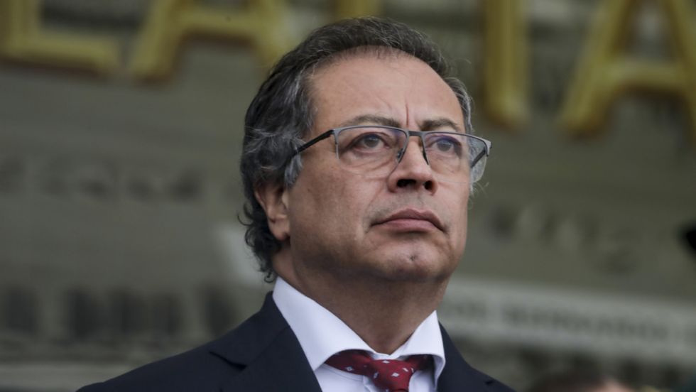 Petro: "Están asesinando jóvenes con misiles"