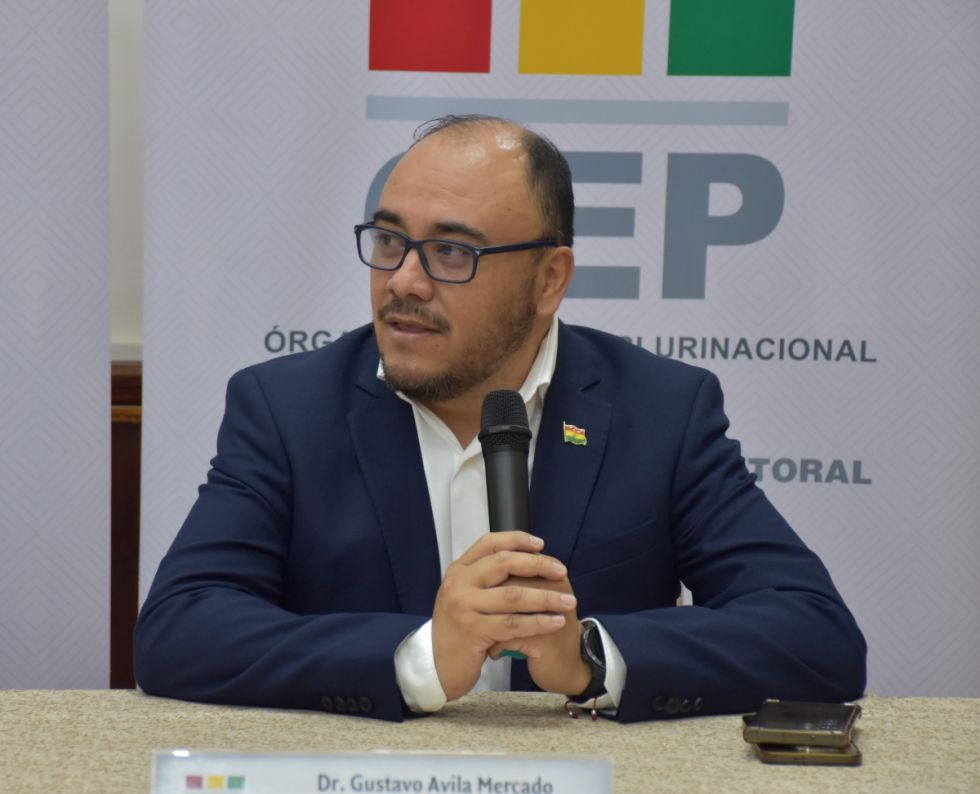 Debate: TSE confirma presencia de Lara y Velasco