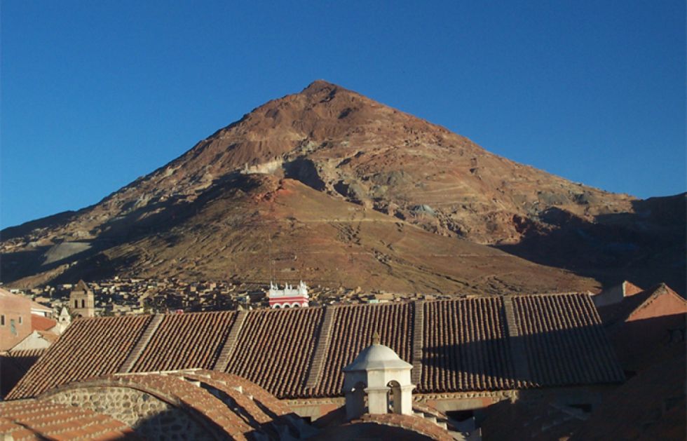 Cooperativistas mineros evalúan suspender trabajos nocturnos y fin de semana en el Cerro Rico