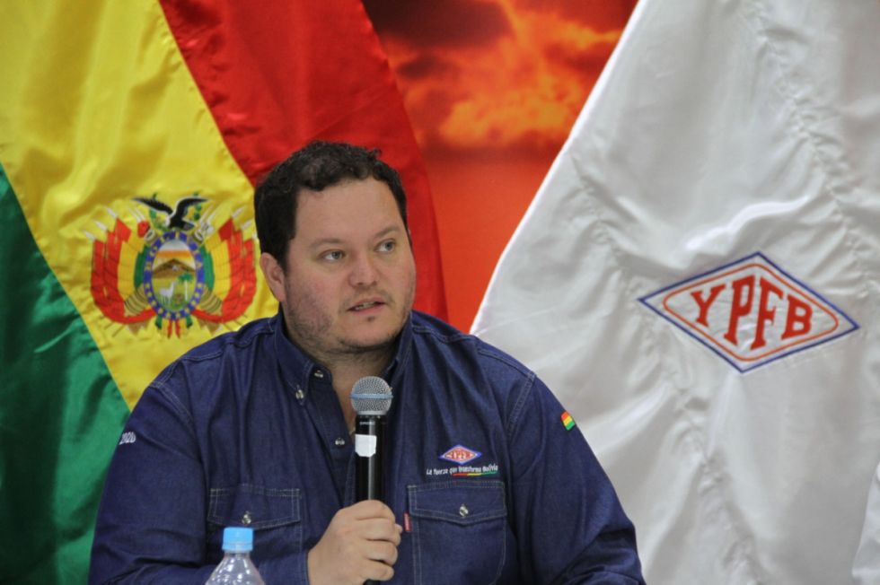 YPFB no puede garantizar abastecimiento de combustible si el Ministerio de Economía no facilita dólares, dice Dorgathen