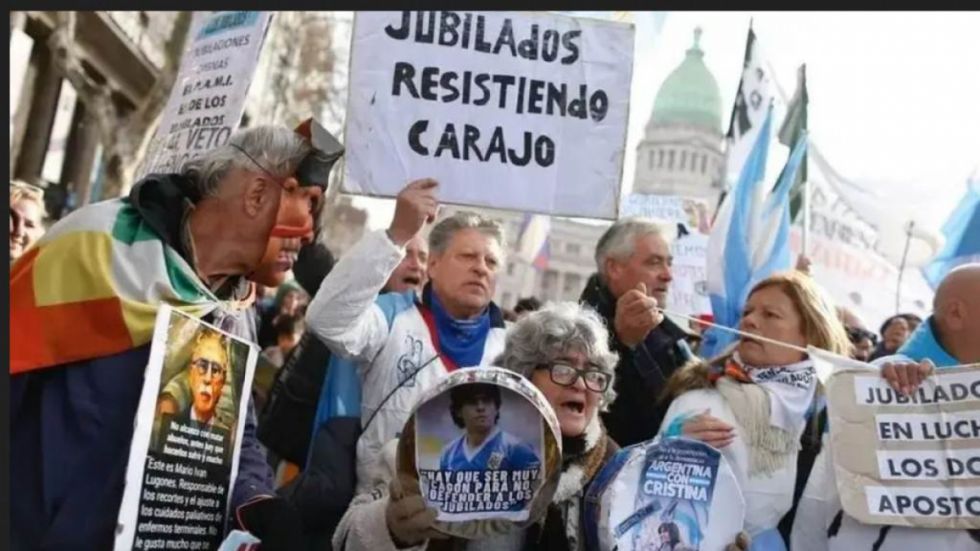 Argentina: Marcha de jubilados es reprimida