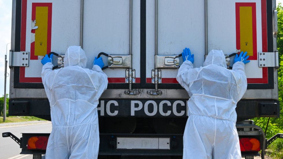 Rusia entrega a Ucrania 1.000 cuerpos caídos