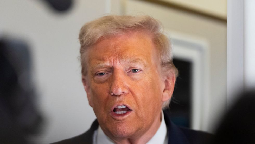 Trump amenaza con atacar a Nigeria