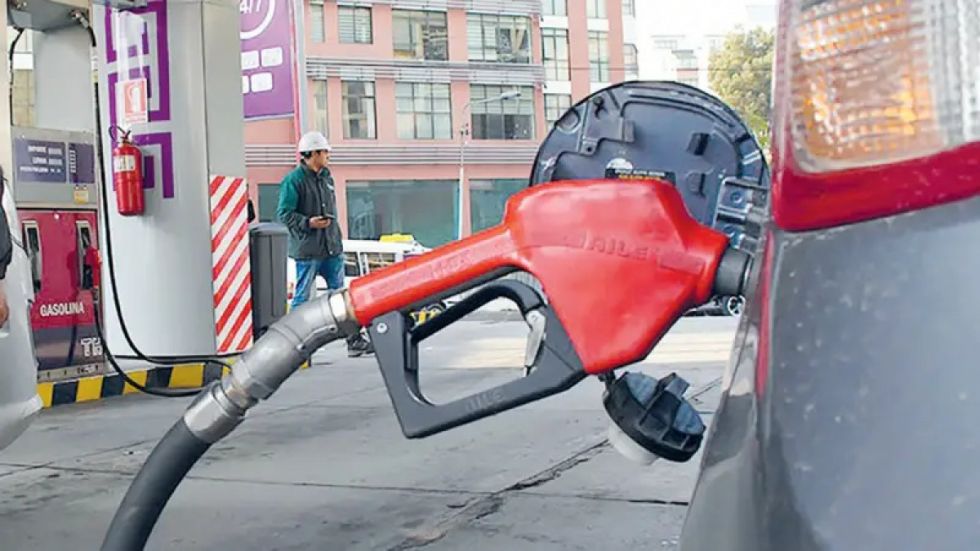 YPFB: combustible depende de la entrega de divisas