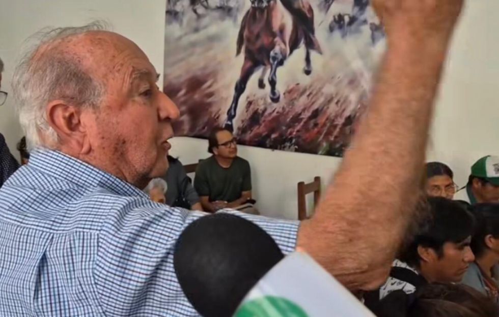 “Hable como ministro, no como llokalla”: el reclamo de López al ministro Ruiz (video)