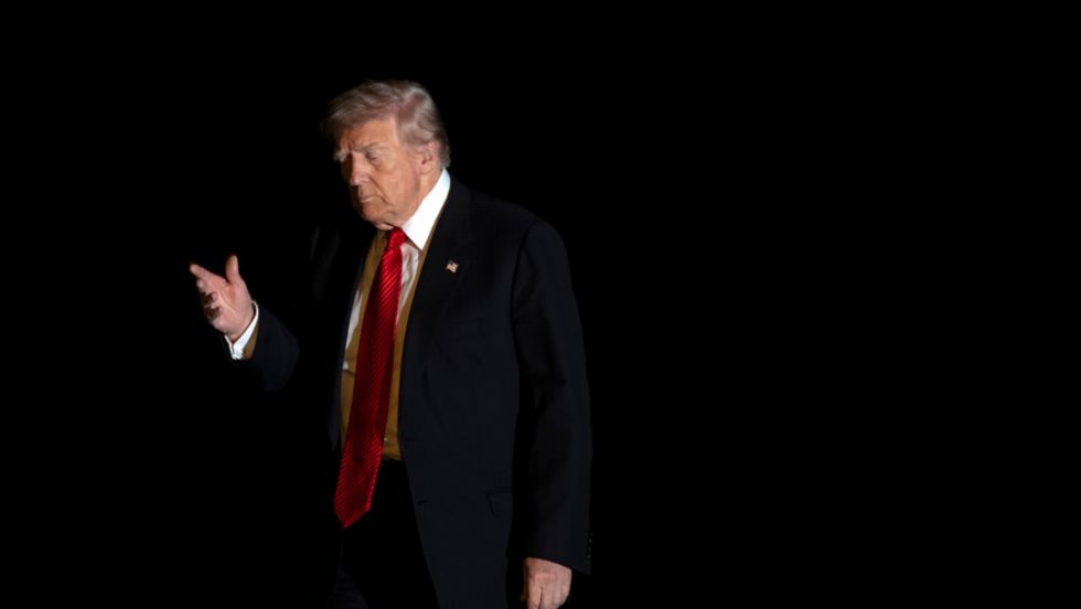 La aprobación de Trump cae en EEUU