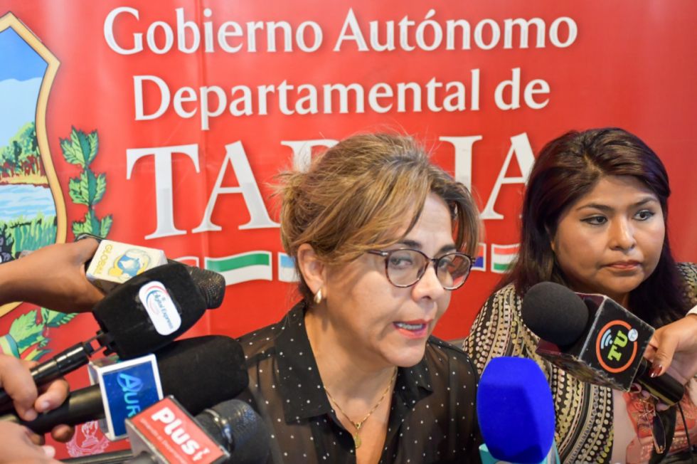 Tras transferir recursos a la Casa de la Cultura, Gobernación inicia trámites para devolver el Teatro a la UAJMS 