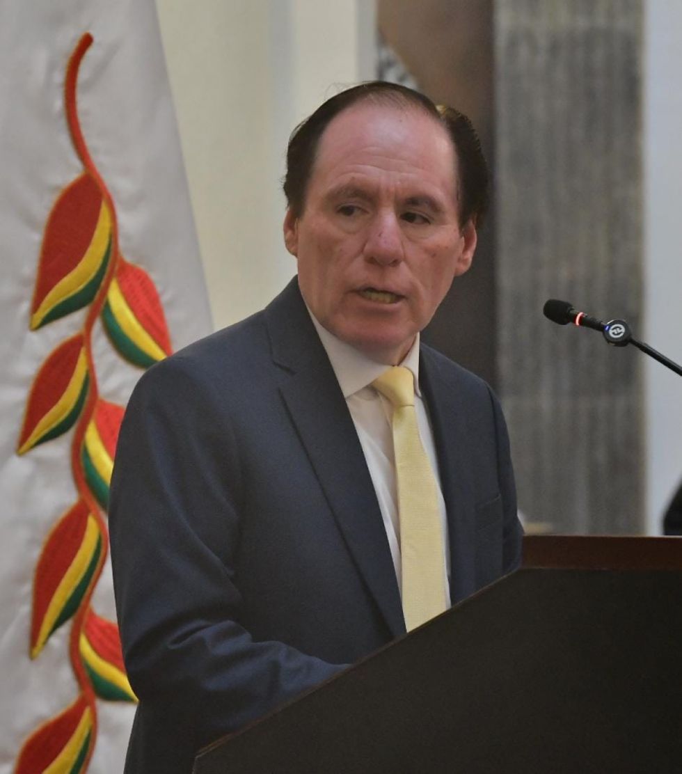 Paz posesiona a David Espinoza como nuevo presidente del BCB