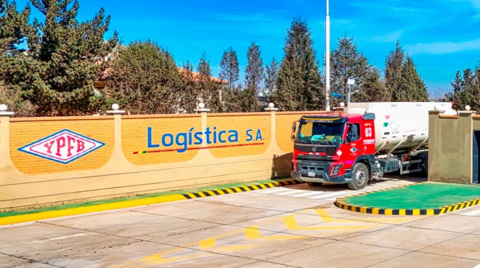 Tras detectar el desvío de combustible, YPFB cambia al personal de la planta de Senkata