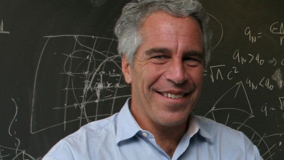 Trump pide investigar los vínculos de Clinton con Epstein