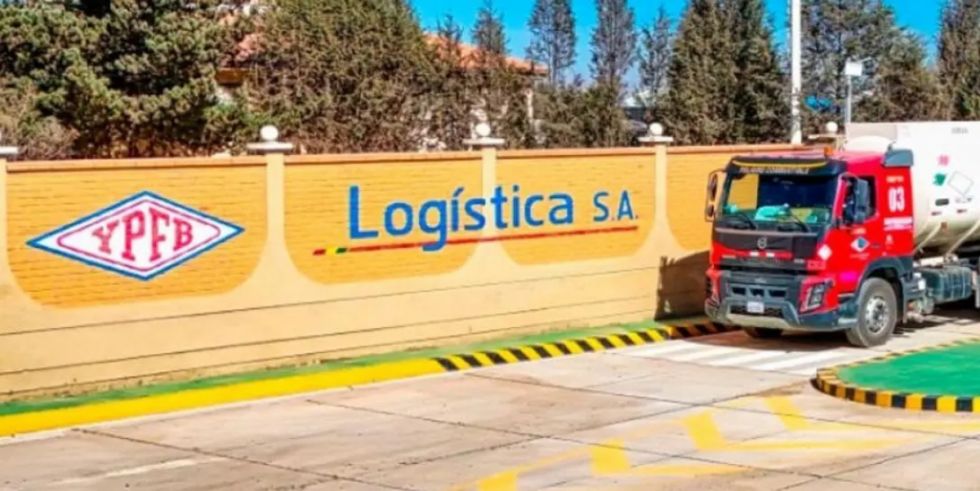 “Hay un nido de corrupción”, dice dirigente del transporte pesado sobre YPFB y pide cambio de funcionarios