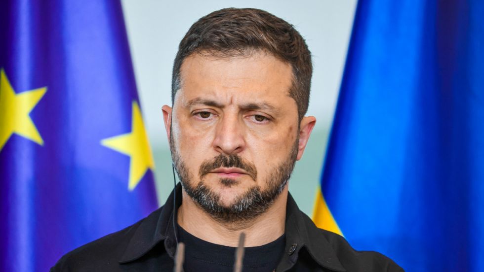 En Ucrania lanzan un ultimátum a Volodimir Zelenski