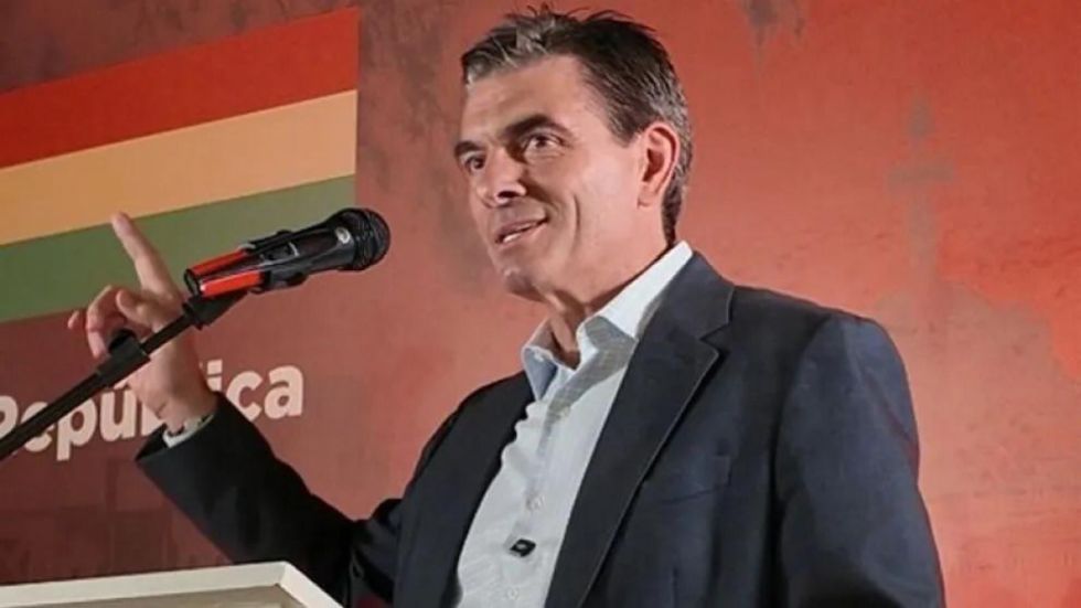 Paz y Lara chocan por atribuciones; el Presidente insiste en que el Viceministerio es legal