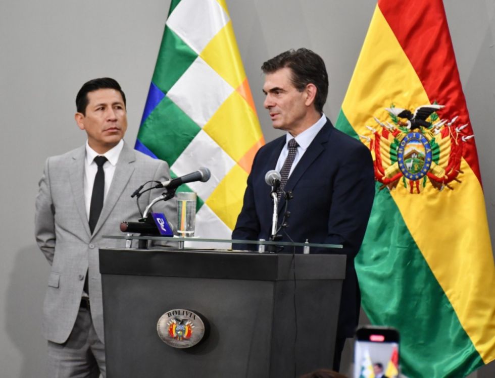 Crisis en el Ejecutivo: Paz dice que cerrará el Ministerio de Justicia y García iniciará un proceso a Lara 