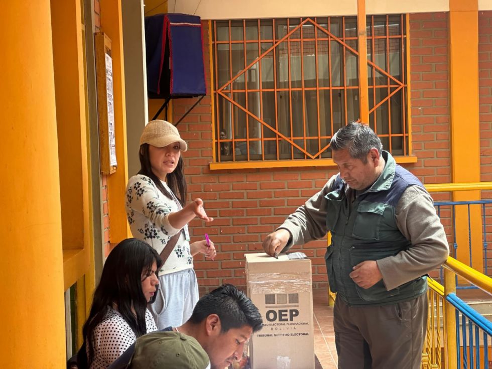 Ley autoriza al Órgano Electoral contrataciones directas para las subnacionales