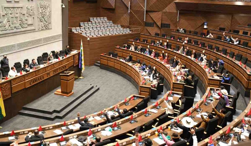Falta de quórum frena la elección de nuevos vocales del TSE en Diputados