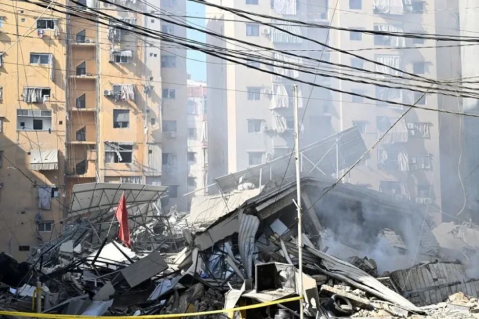 Israel reanuda ataques contra el líder de Hezbolá