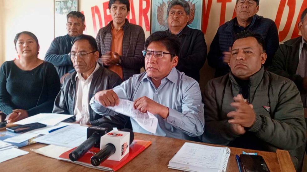 Panificadores subirán el precio del pan, Gobierno dice que no cederá a chantajes 