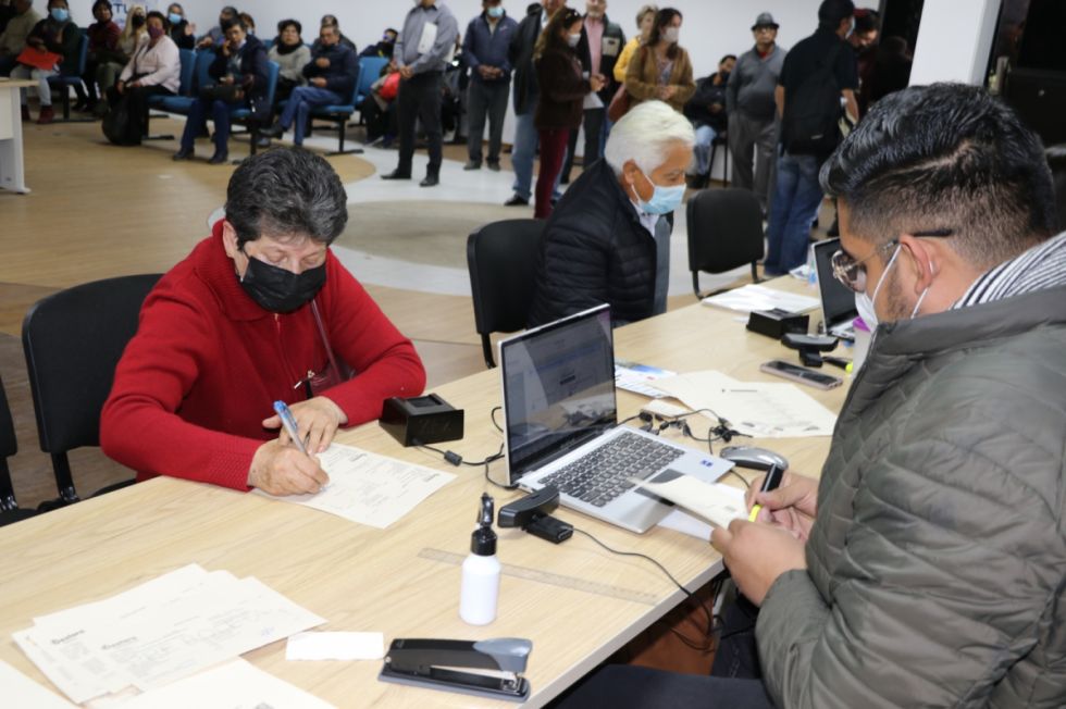 Gestora inyecta Bs 1,8 MM a la economía del país con pago de pensiones de noviembre y aguinaldo 2025 a jubilados