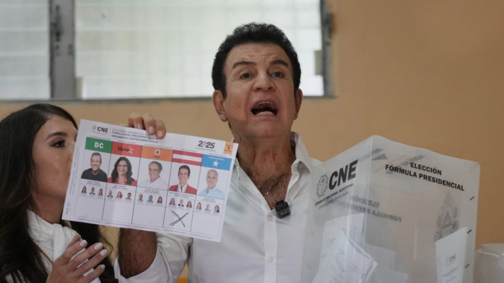 Honduras: Nasralla saca ventaja a Asfura