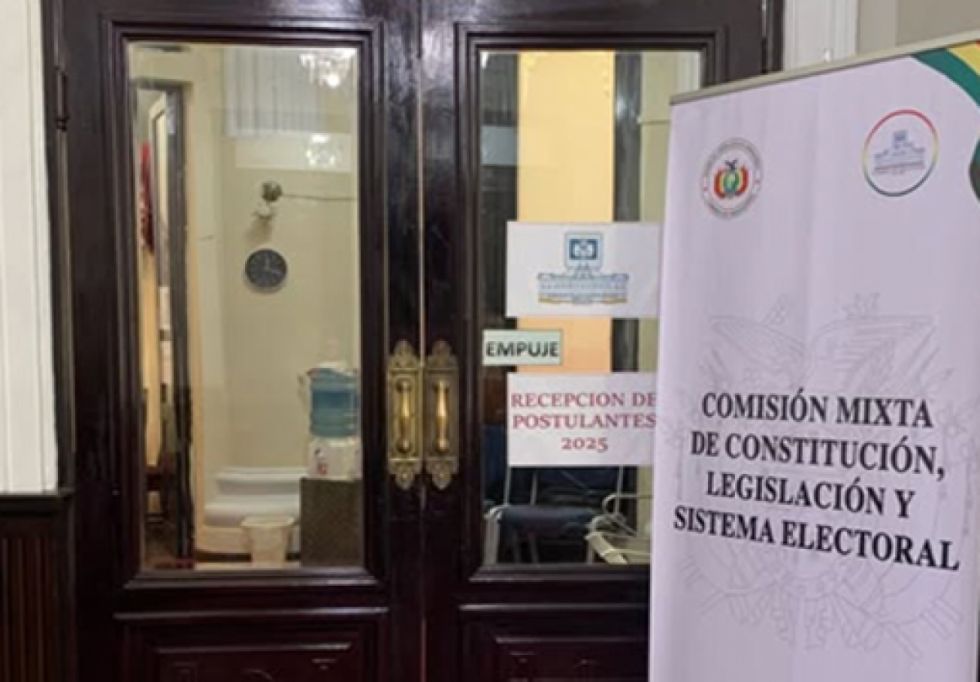 Concluyó penúltima jornada de recepción con 78 postulantes para vocales del TSE