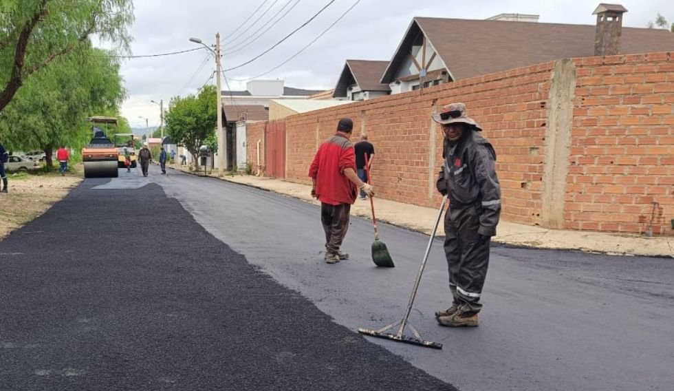 En casi 5 años, la Alcaldía de Tarija asfaltó 600 nuevas cuadras 