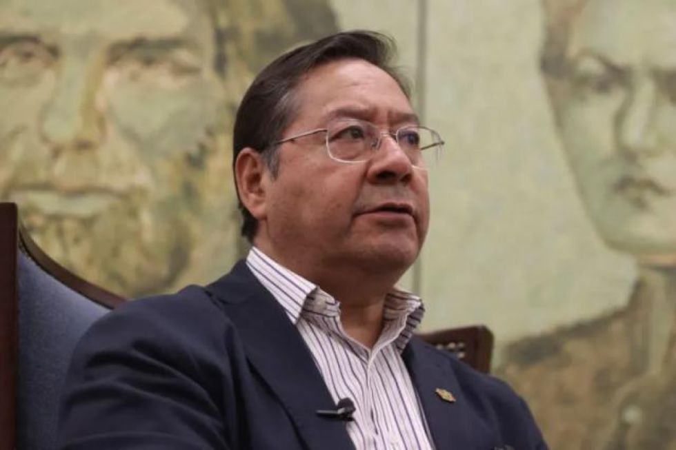 Policía dice que expresidente Luis Arce permanece arrestado "en perfecto estado de salud"