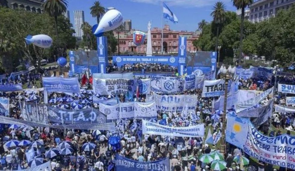 Argentina: posponen debate de reforma laboral