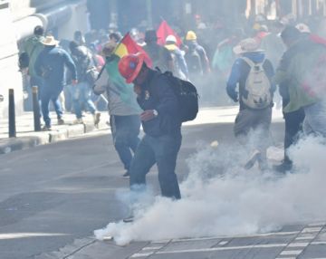 Decreto 5503: La COB inicia paro nacional con bloqueo de caminos