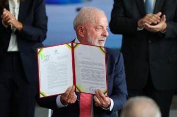 Lula veta ley que pretendía reducir penas a golpistas