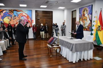 Gobierno posesiona a Hormando Vaca Díez en medio de alta conflictividad por la tierra